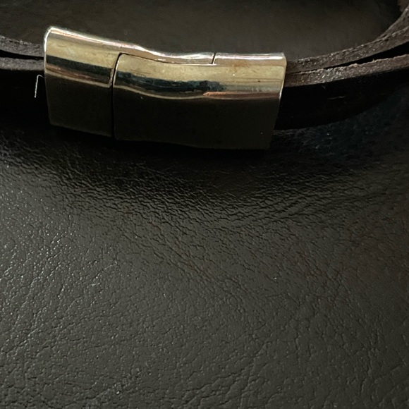 Leather and Silver Beaded 6 Strand Bracelet Magnet Clasp Heart Charm Boho Hippie - Picture 3 of 5